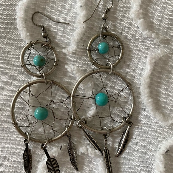 Bundle of earrings - Picture 4 of 4